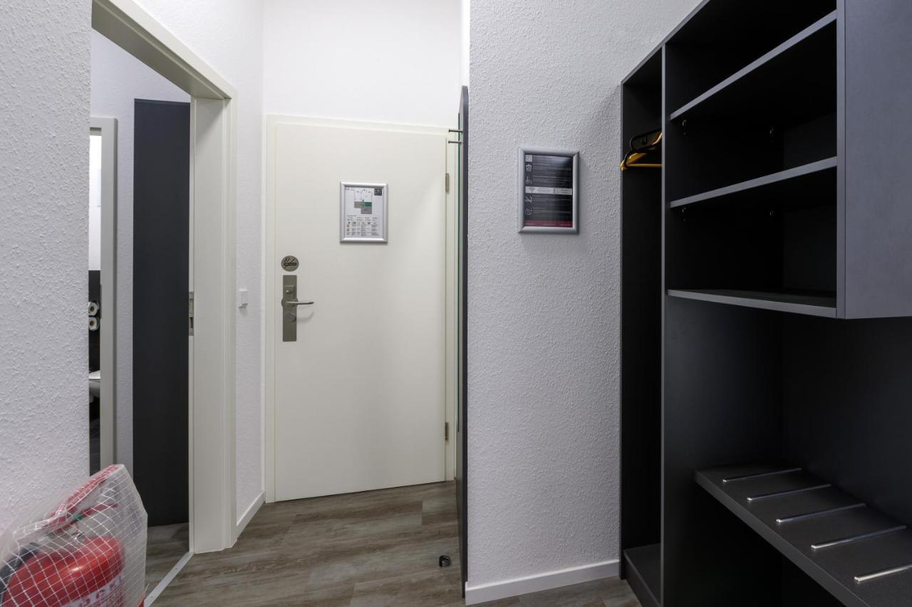 Royale Apartaments Central City كولونيا المظهر الخارجي الصورة